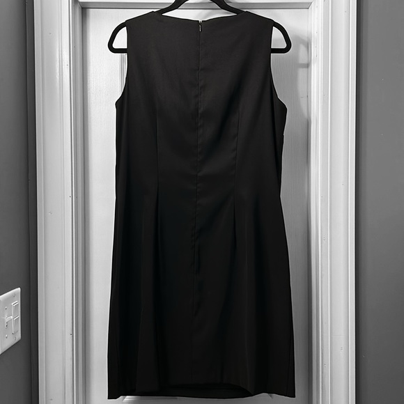 ALYX Limited Plus Size Solid Stretch Twill Dress - Picture 3 of 7